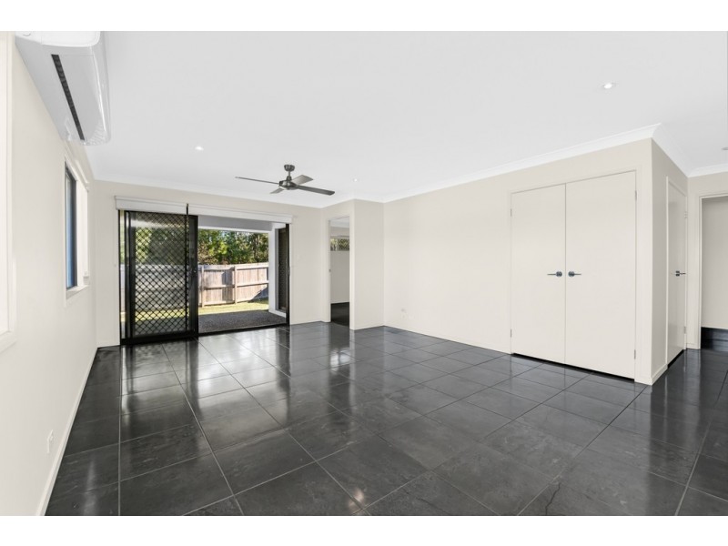 1/3 Ostria Court, Griffin QLD 4503