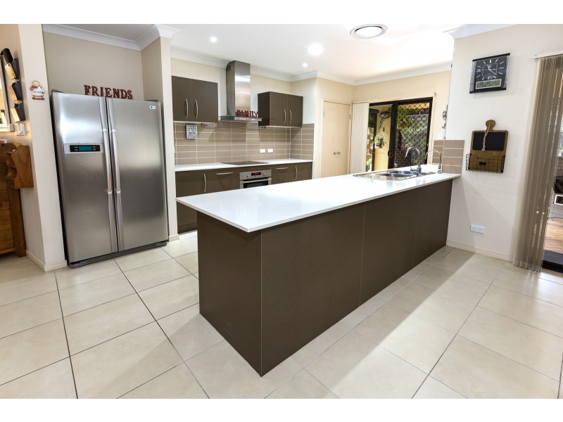 14 Hideaway Close, Narangba QLD 4504