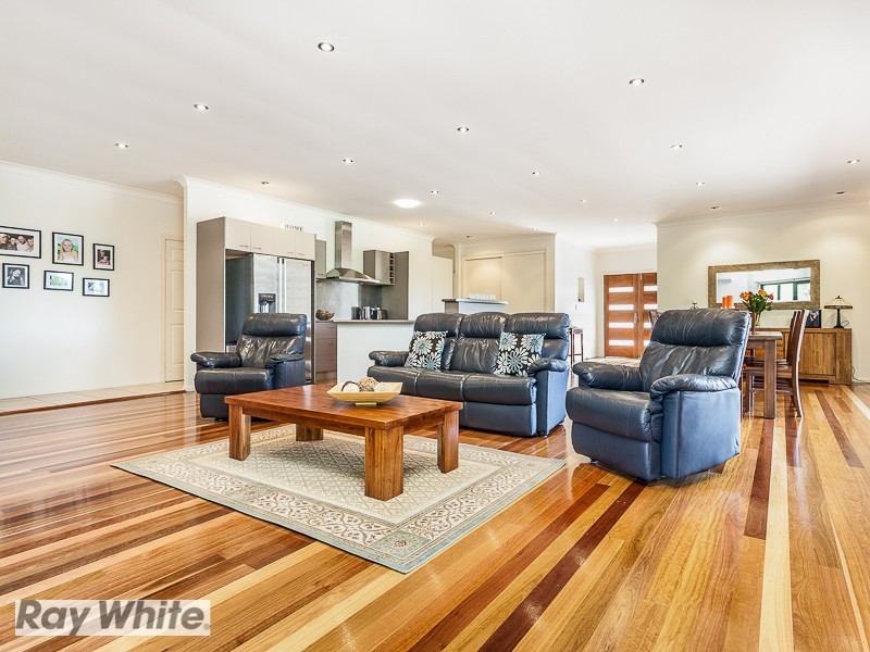 3 Pardalote Place, Cashmere QLD 4500