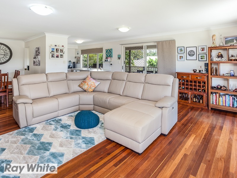 2 Justine Mary, Kallangur QLD 4503