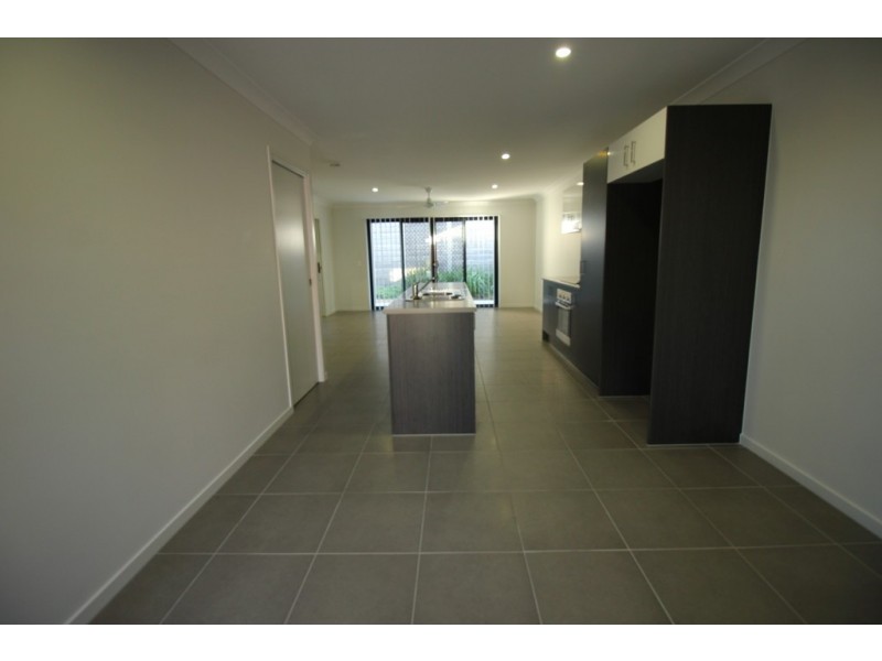 47/11 Ashley Ct, Kallangur QLD 4503