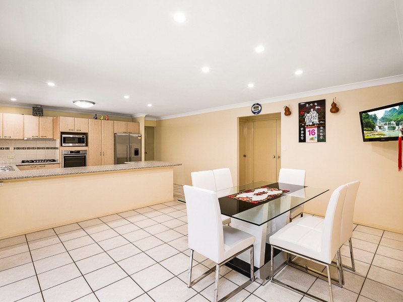 4 Hervey Street, North Lakes QLD 4509