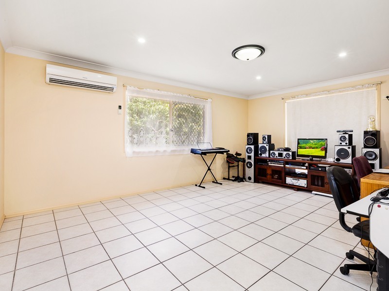 4 Hervey Street, North Lakes QLD 4509