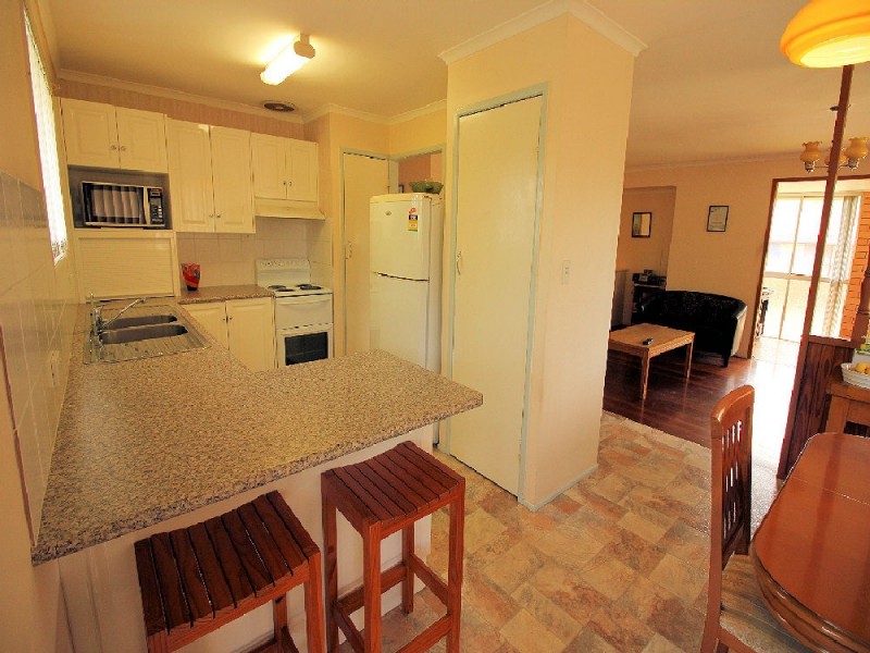 15 Selby St, Kallangur QLD 4503