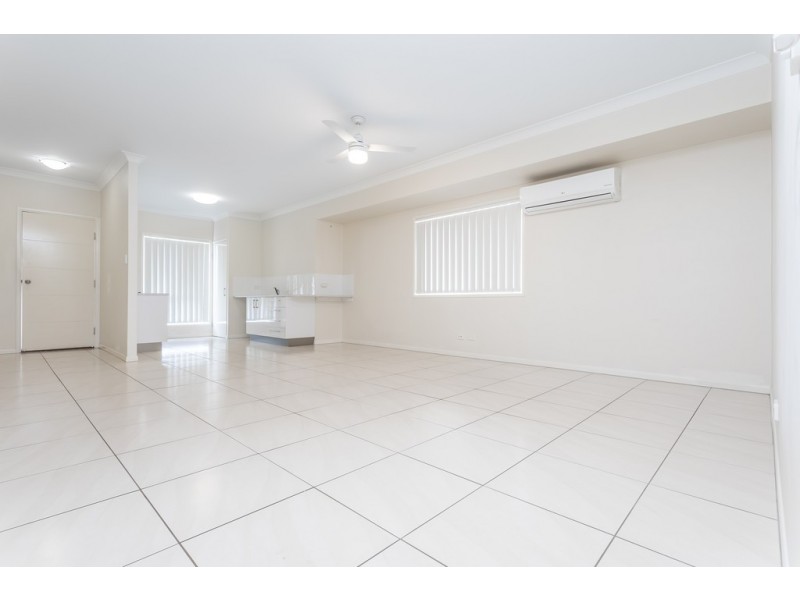 1/108a Brickworks rd, Kallangur QLD 4503