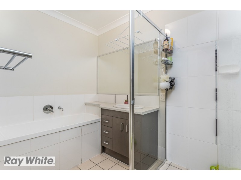 8 Burns Pde, Kallangur QLD 4503