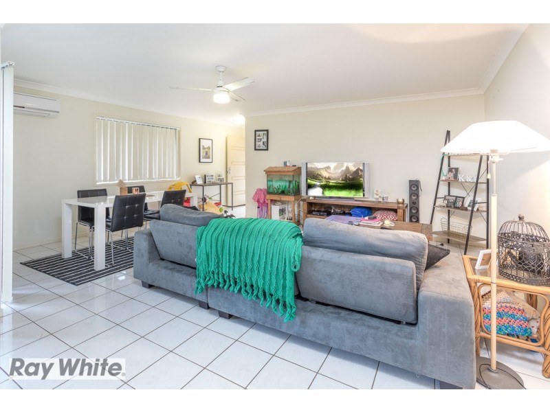 8 Burns Pde, Kallangur QLD 4503