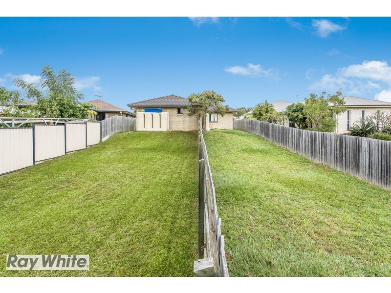 8 Burns Pde, Kallangur QLD 4503