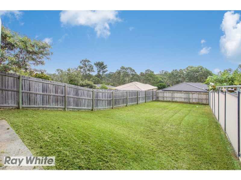 8 Burns Pde, Kallangur QLD 4503