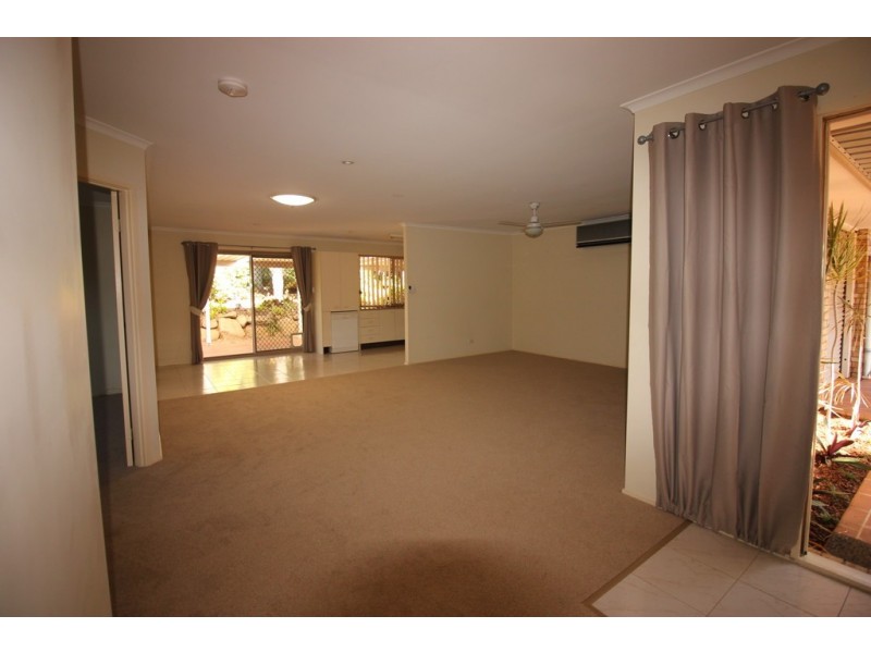 61 McNeil Rd, Kallangur QLD 4503