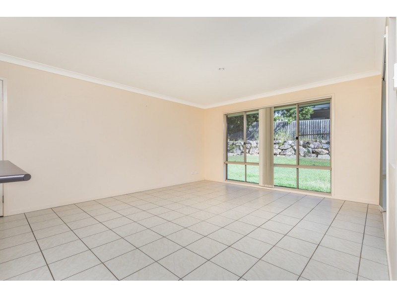 66 Butterfly Dr, Kallangur QLD 4503
