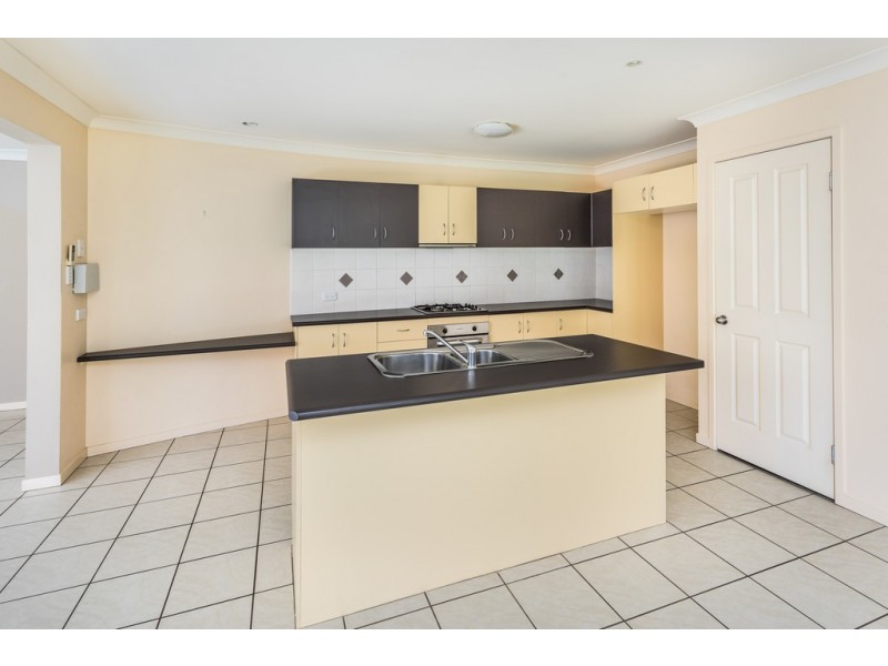 66 Butterfly Dr, Kallangur QLD 4503