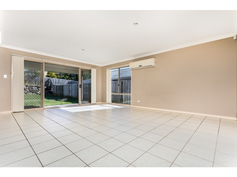 66 Butterfly Dr, Kallangur QLD 4503