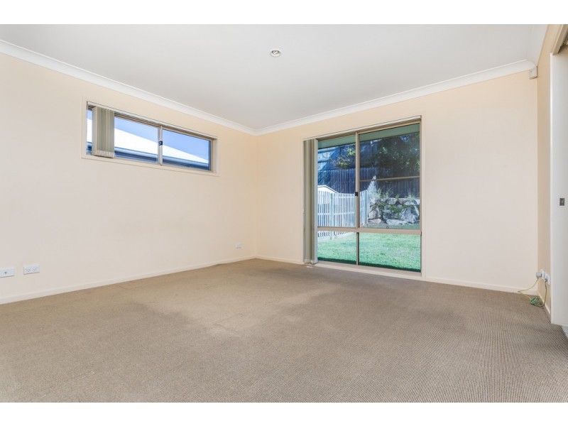 66 Butterfly Dr, Kallangur QLD 4503