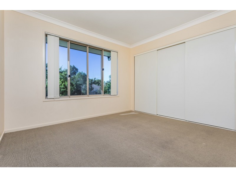 66 Butterfly Dr, Kallangur QLD 4503