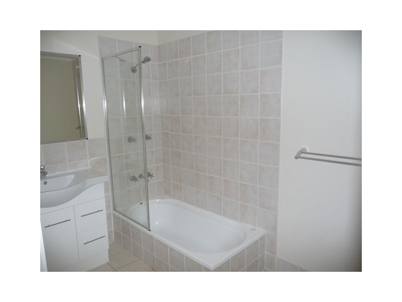 10 Duffield Rd, Kallangur QLD 4503