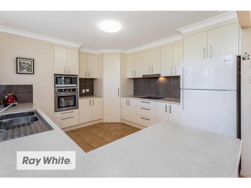 13 Mowbray Crt, Kallangur QLD 4503
