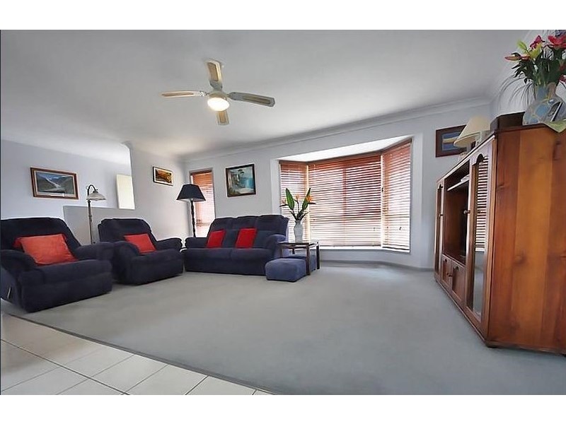 13 Highgate Court, Kallangur QLD 4503
