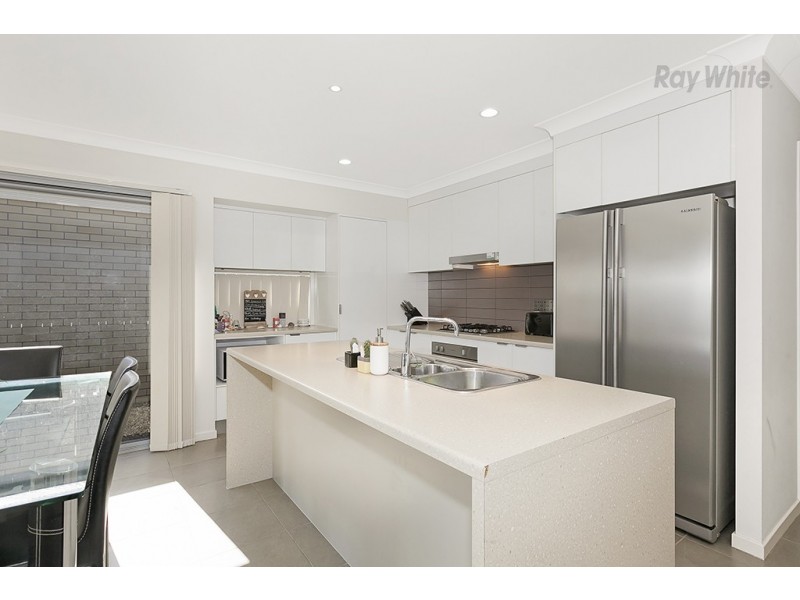 89 Glass House Cct, Kallangur QLD 4503