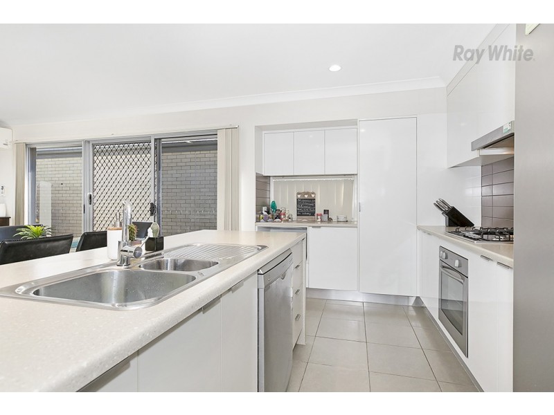 89 Glass House Cct, Kallangur QLD 4503