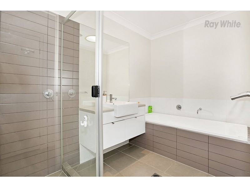 89 Glass House Cct, Kallangur QLD 4503