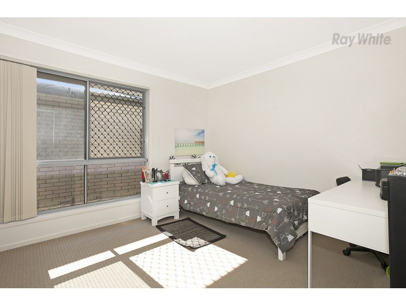 89 Glass House Cct, Kallangur QLD 4503