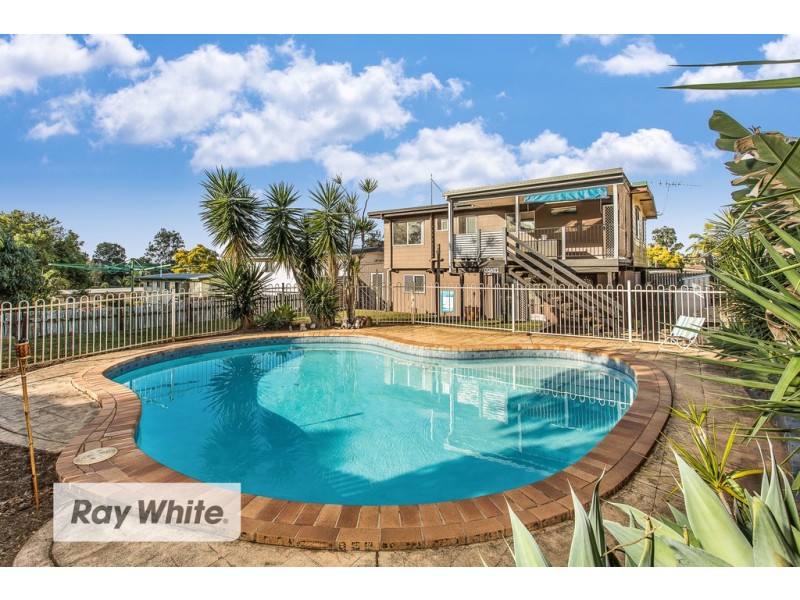 10 Melinda St, Kallangur QLD 4503