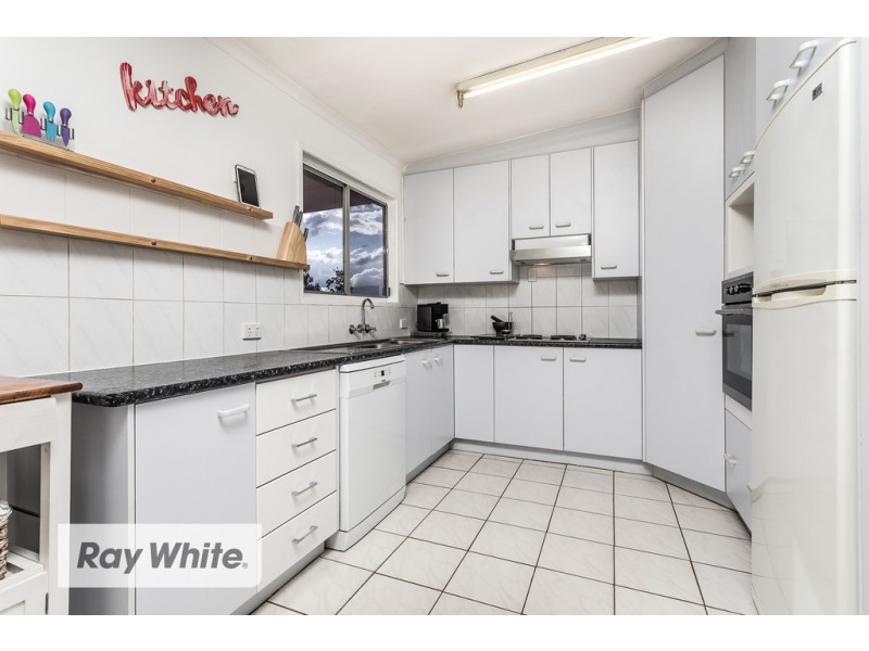 10 Melinda St, Kallangur QLD 4503