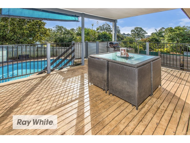 10 Melinda St, Kallangur QLD 4503