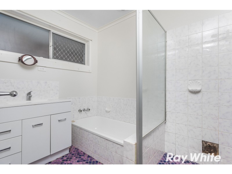 27 Johnson Street, Kallangur QLD 4503