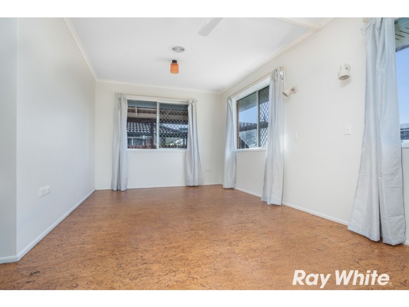 27 Johnson Street, Kallangur QLD 4503