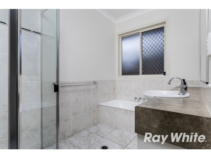 24 Alexandra Avenue, North Lakes QLD 4509