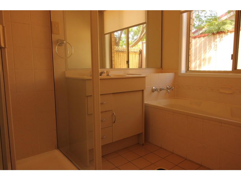 4 Claremont Drive, Murrumba Downs QLD 4503