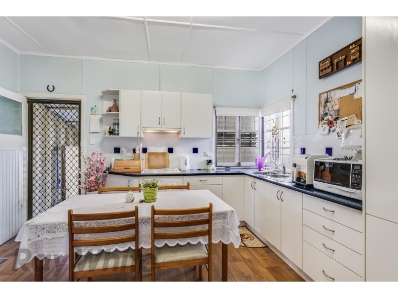 74 Barclay St, Deagon QLD 4017