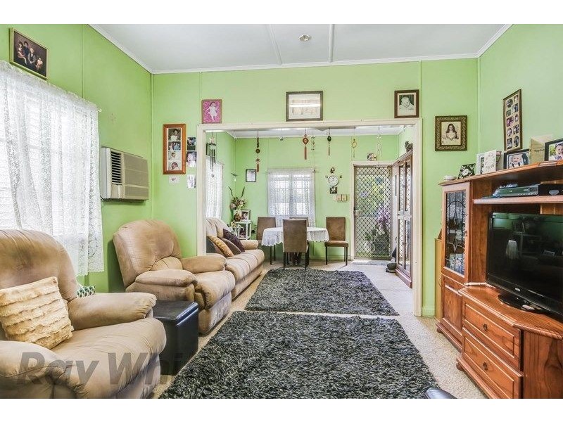 74 Barclay St, Deagon QLD 4017