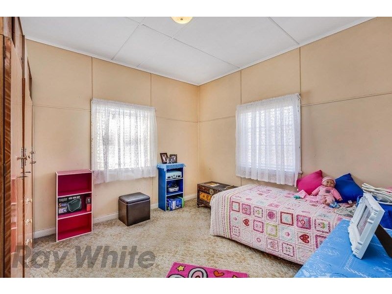 74 Barclay St, Deagon QLD 4017