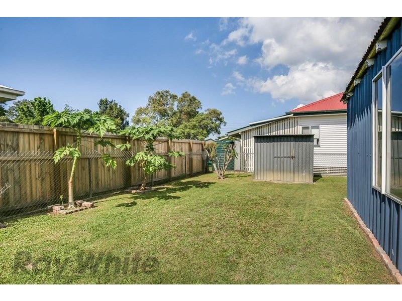 74 Barclay St, Deagon QLD 4017