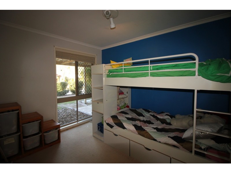 69 Rue Montaigne, Petrie QLD 4502