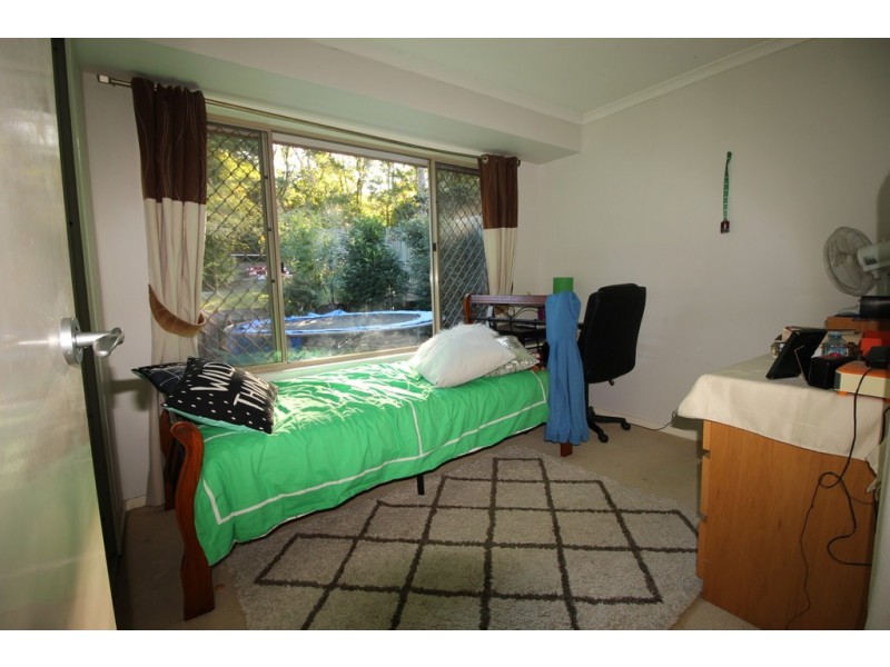 69 Rue Montaigne, Petrie QLD 4502