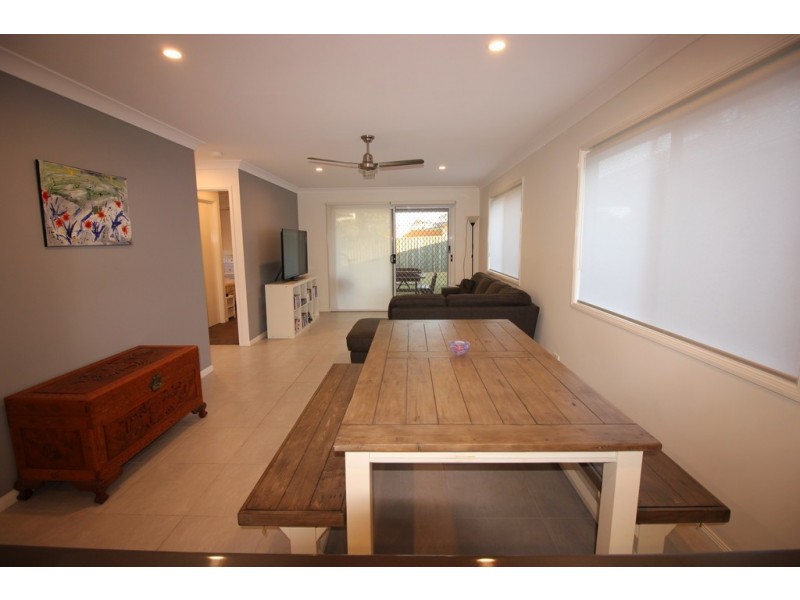72 Benham Ave, Kallangur QLD 4503