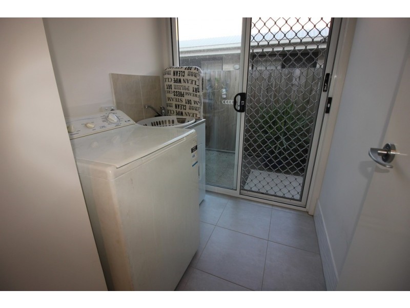 72 Benham Ave, Kallangur QLD 4503