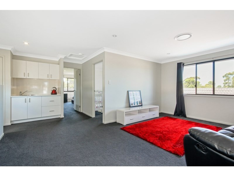 21 Bellthorpe Cct, Kallangur QLD 4503