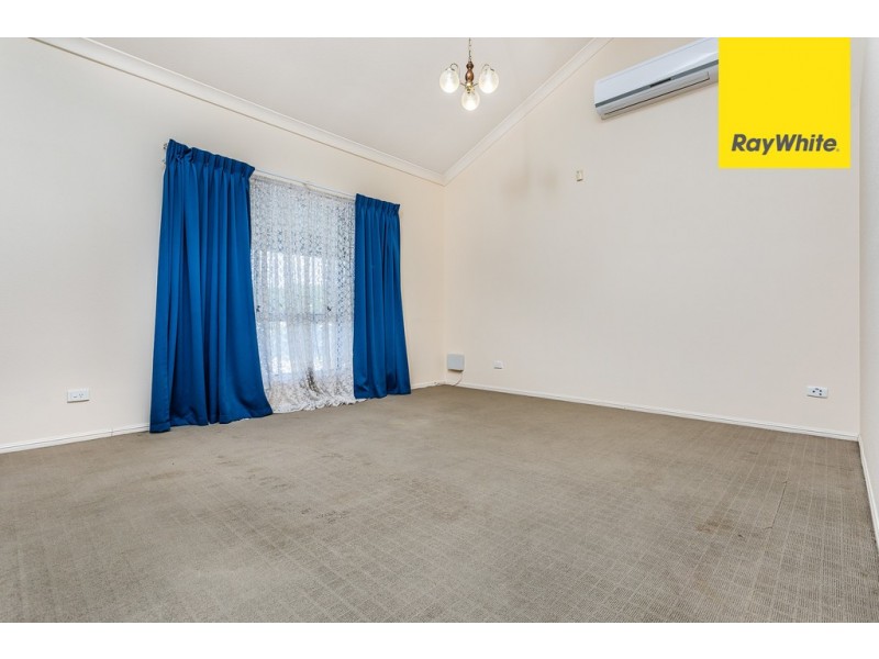 8 Roseann ST, Kallangur QLD 4503