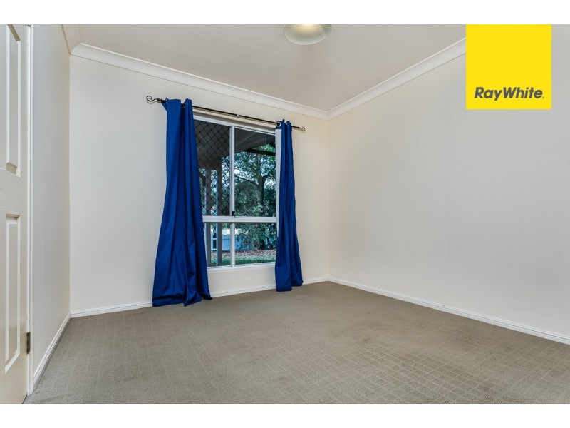 8 Roseann ST, Kallangur QLD 4503