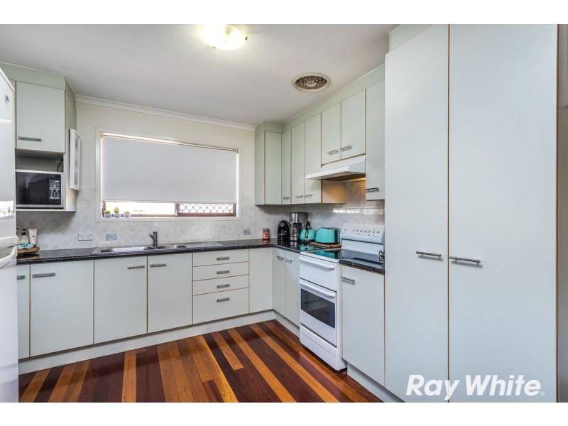 8 Campbell Street, Kallangur QLD 4503