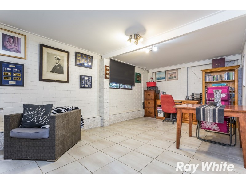 8 Campbell Street, Kallangur QLD 4503