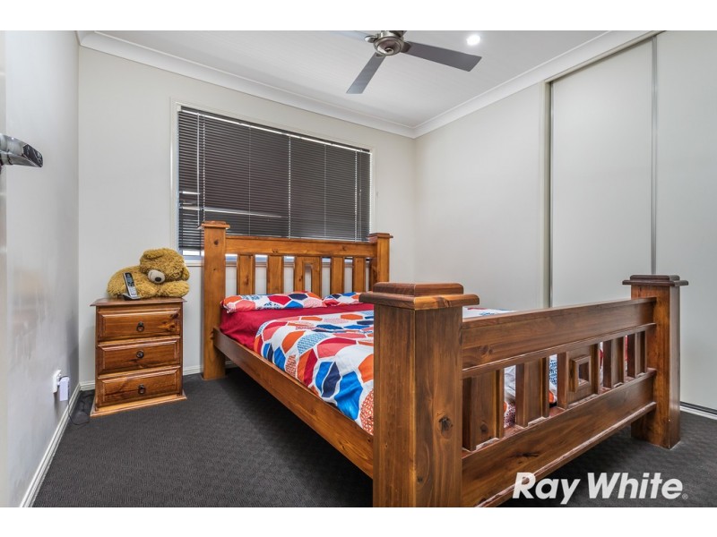 20 Murphy St W, Kallangur QLD 4503