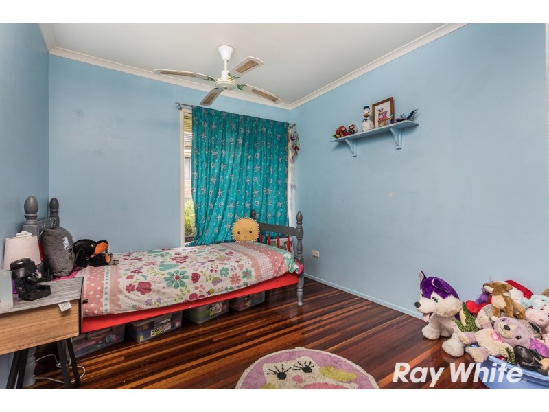 24 Alawara St, Petrie QLD 4502