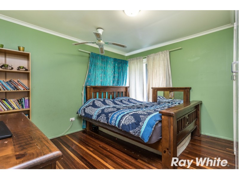 24 Alawara St, Petrie QLD 4502