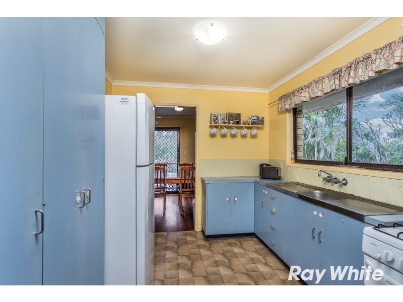 24 Alawara St, Petrie QLD 4502